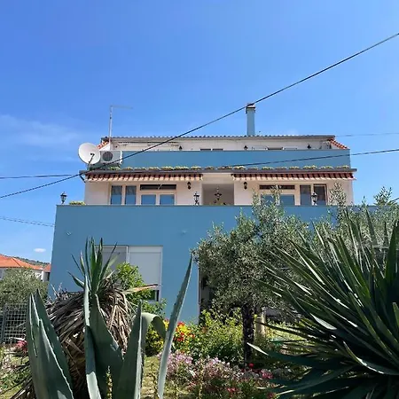 Apartament Mare I Kate Tribalj