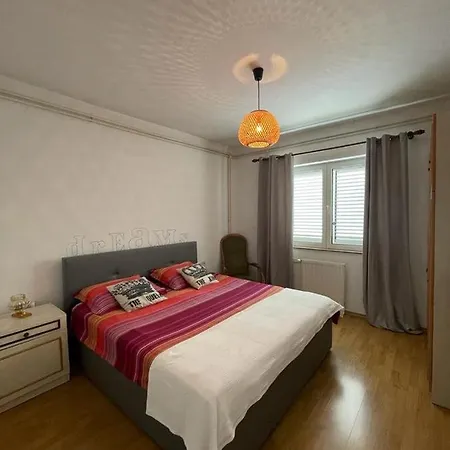 Apartament Mare I Kate *
